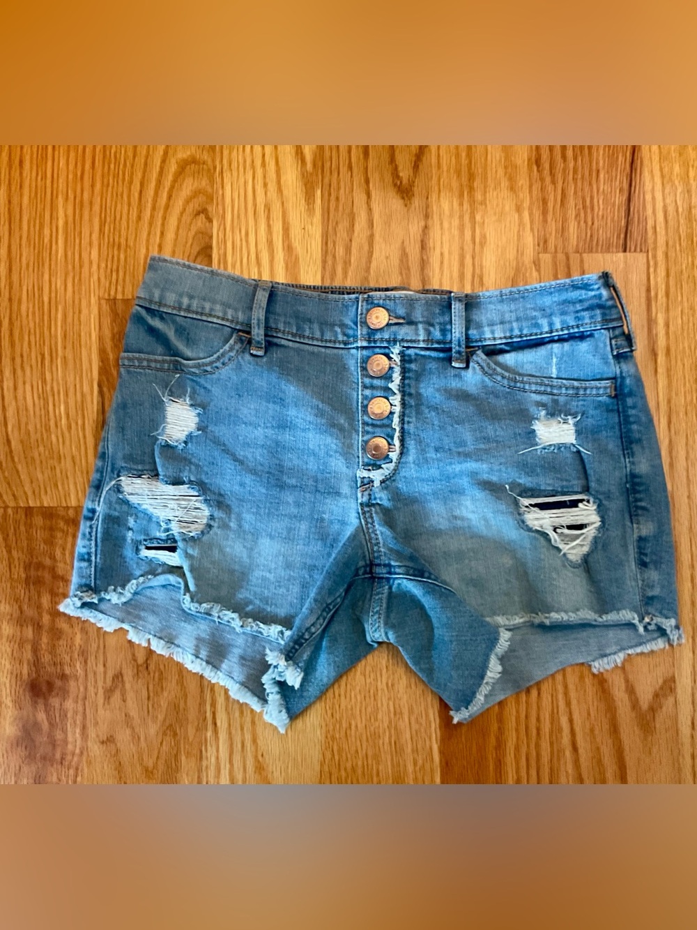 Abercrombie & Fitch Light Blue Distressed Button-Front Denim Shorts size 13-14yr